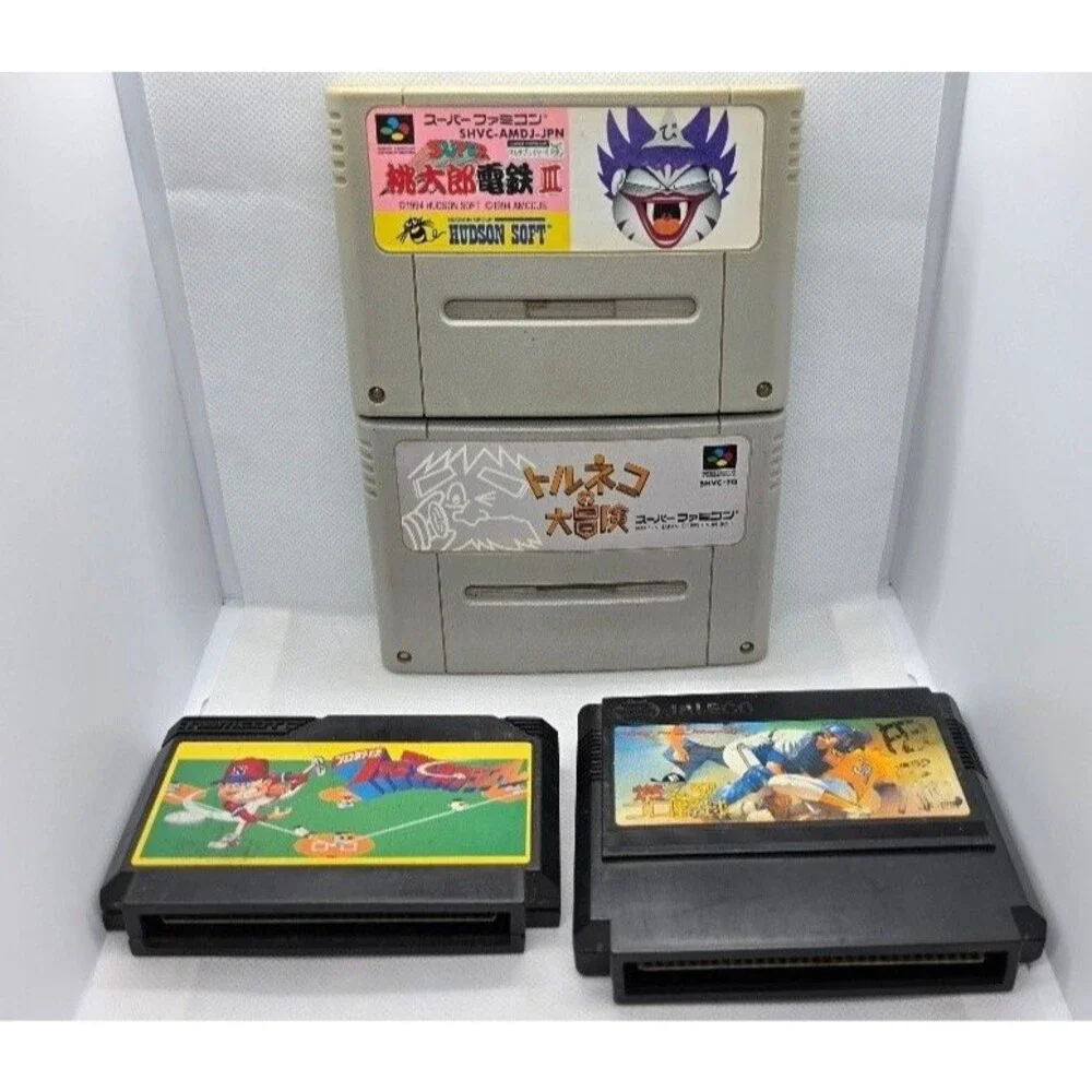 Lot of 4 Japanese Super Famicom / Famicom Cartridges (Super Famicom, 1994)